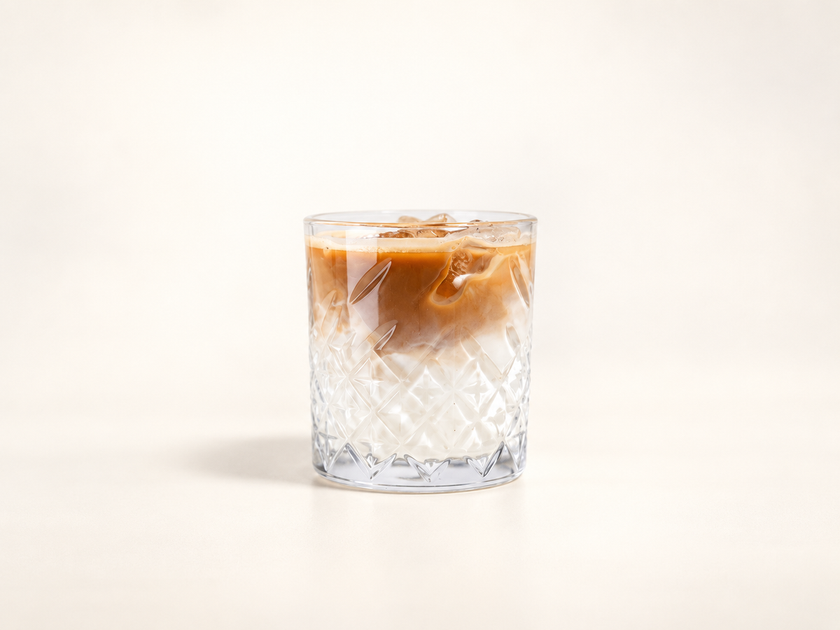 Iced coffee with milk, Medium